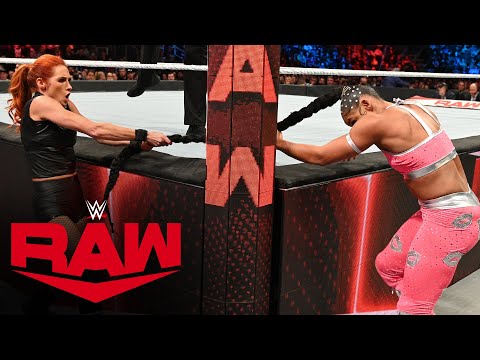 Becky Lynch vs. Bianca Belair – Raw Females’s Title Match: Raw, Nov. 1, 2021